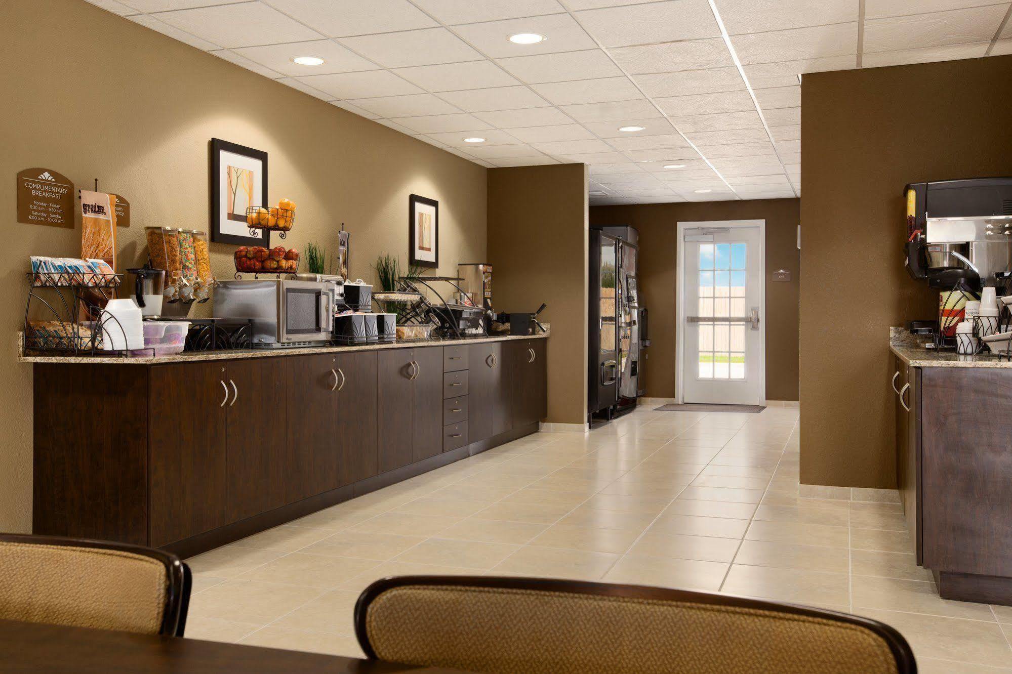 Microtel Inn & Suites Pleasanton Exterior photo